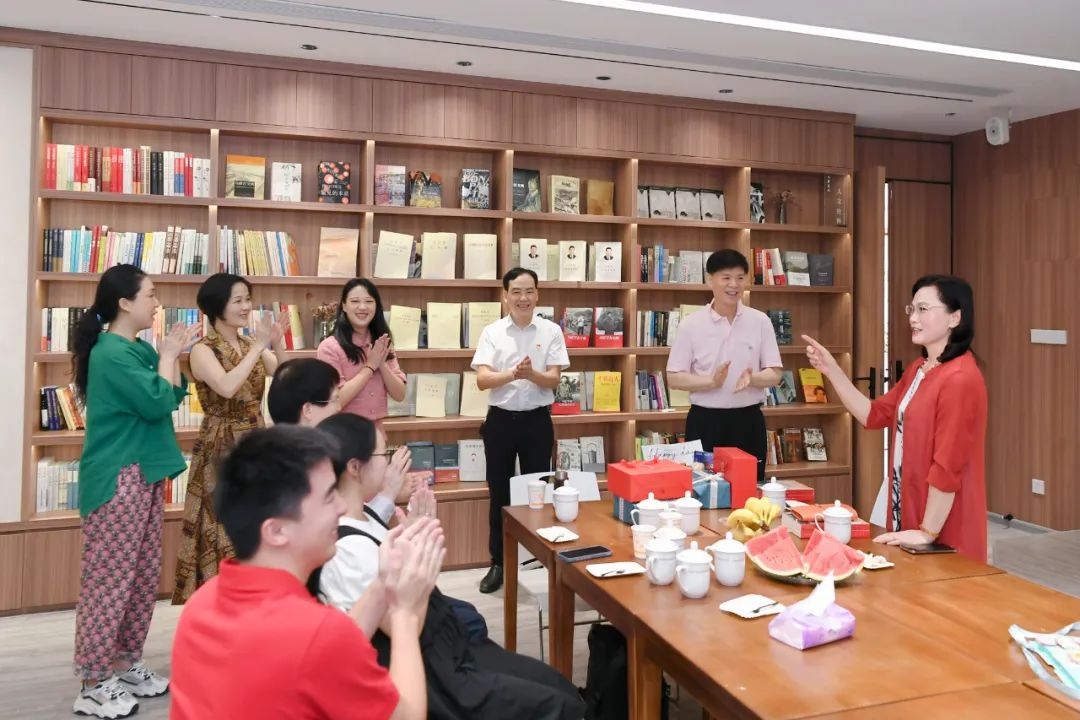 福州市盲校开展拥军优属活动